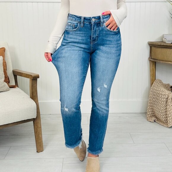 MoCo Boutique Head Start Tummy Control Cropped Bootcut Jeans 15/32 - Picture 2 of 14